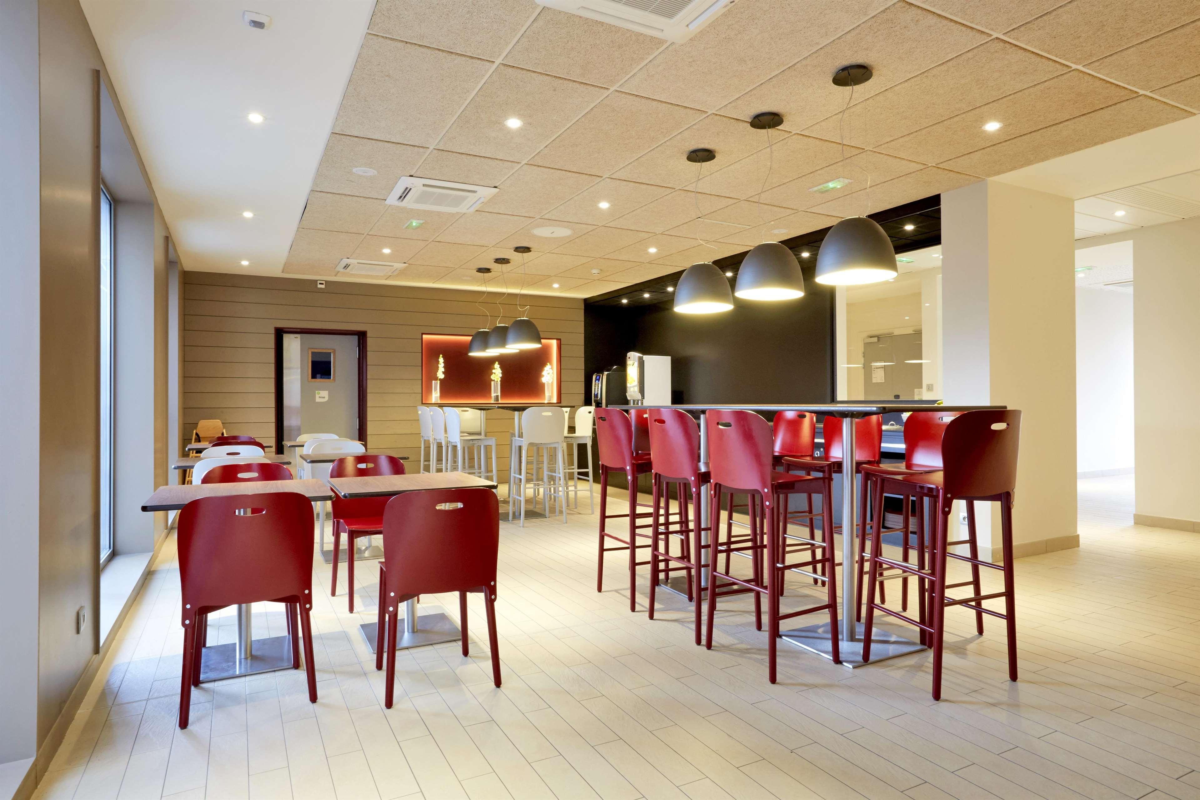 Hotel Campanile Annemasse Gare- Geneve Exterior foto