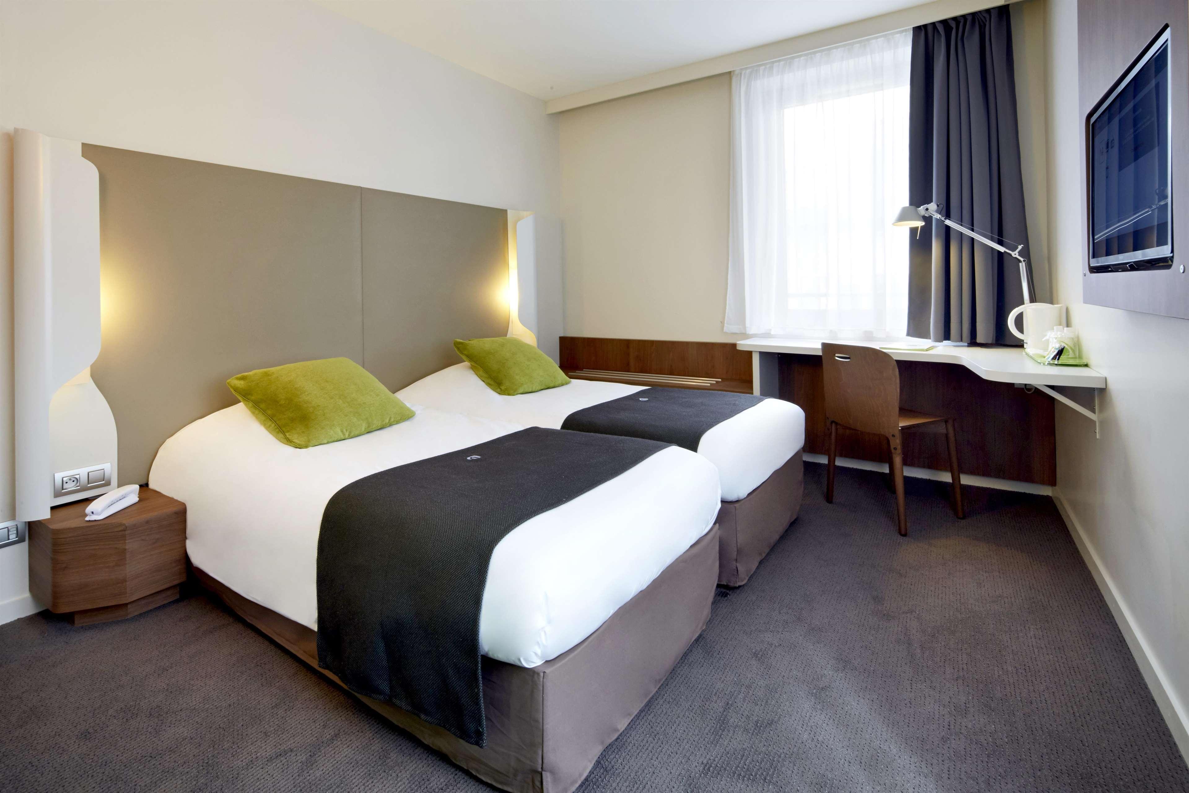 Hotel Campanile Annemasse Gare- Geneve Exterior foto